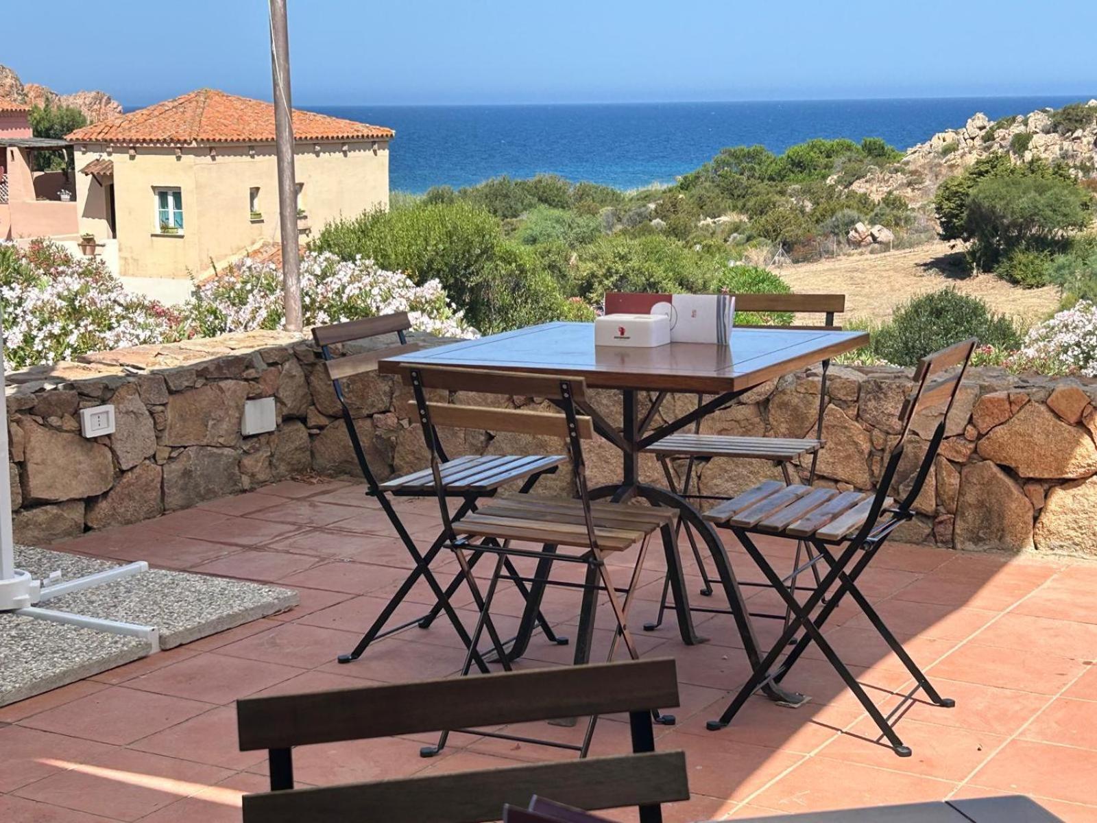 Calarossa Sardinia Apartments Isola Rossa Exterior photo